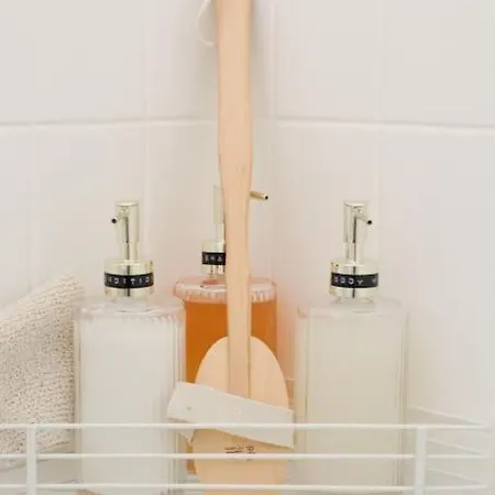 Luxury - Family Friendly - - Cozy- Balcony