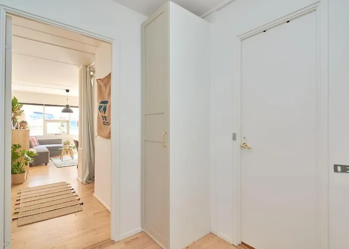 דירה Luxury - Family Friendly - - Cozy- Balcony